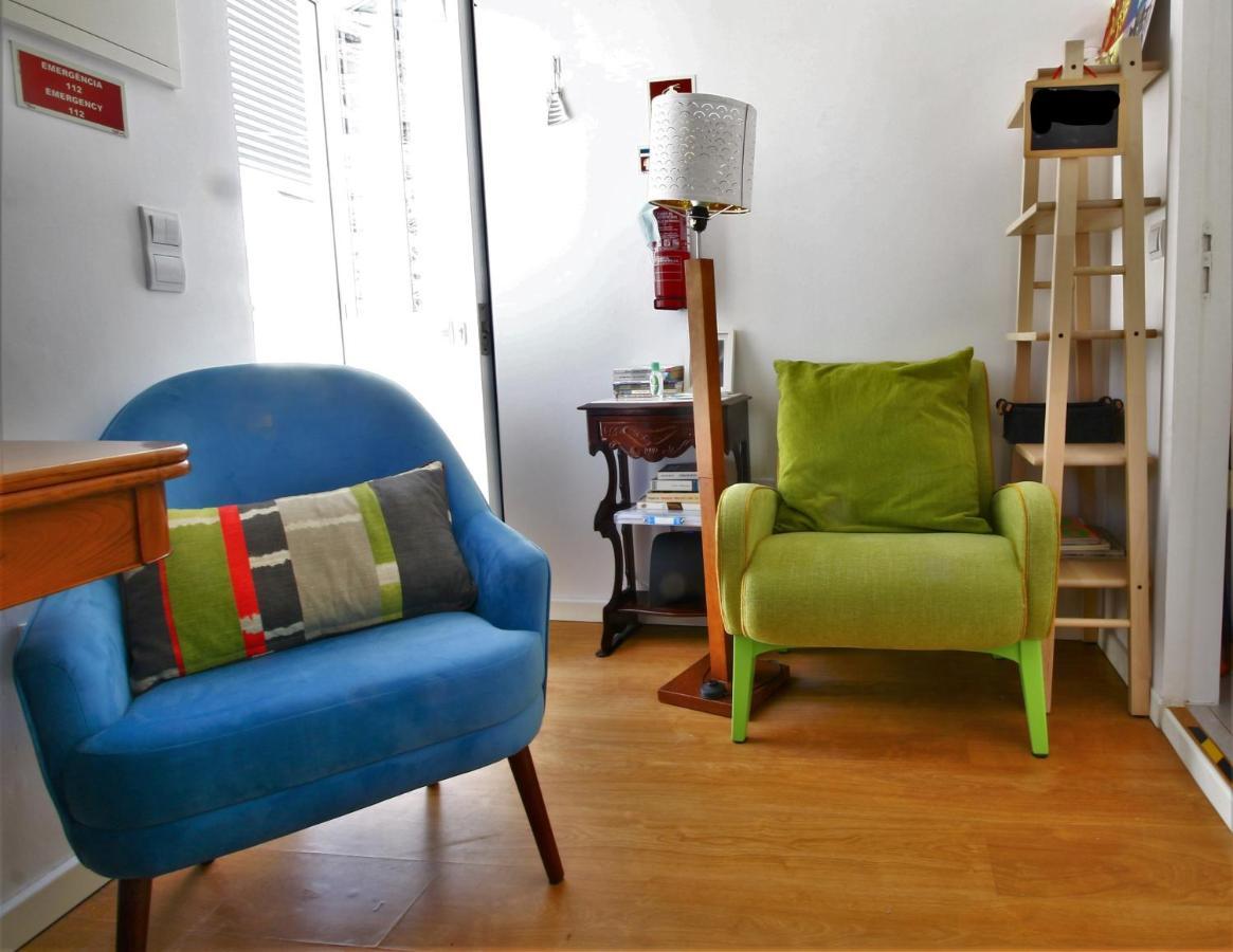 St. Johns Alley Of Poetry And Imaginary Cats 포르투 외부 사진